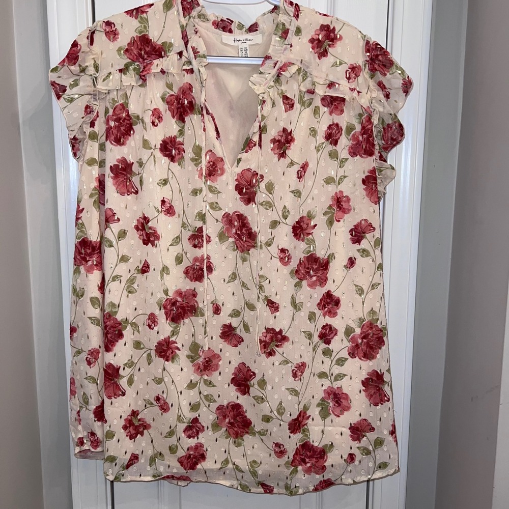 Hush & Blair W 3XL floral Ruffle sleeves, lined blouse Cream Red Rose Metallic